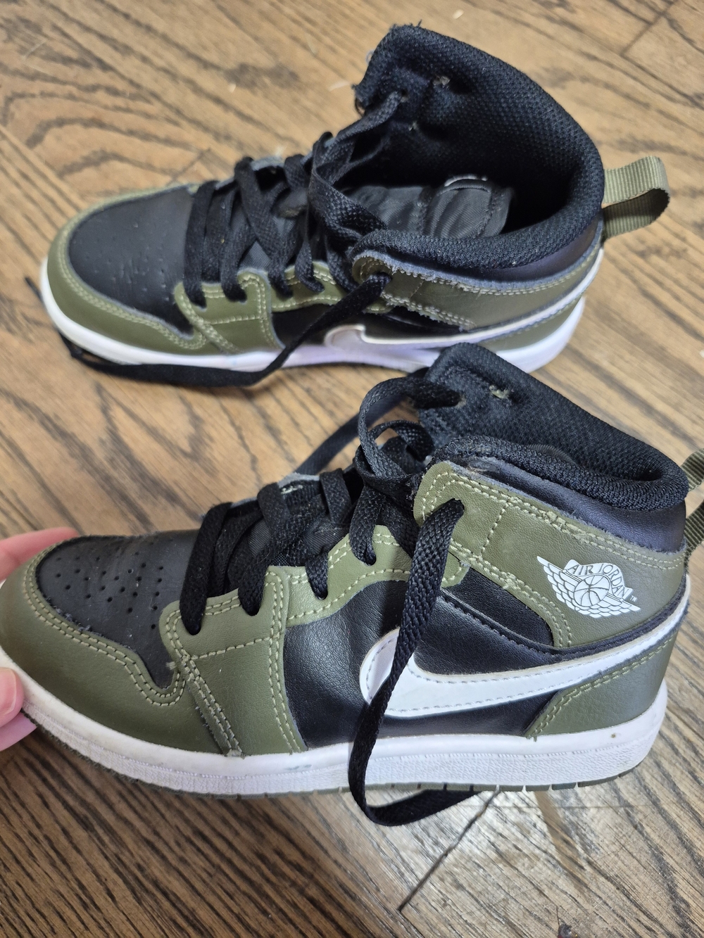 Jordan Kids Mid-Top Sneakers in Olive Green, Black & White - Picture 3 of 3